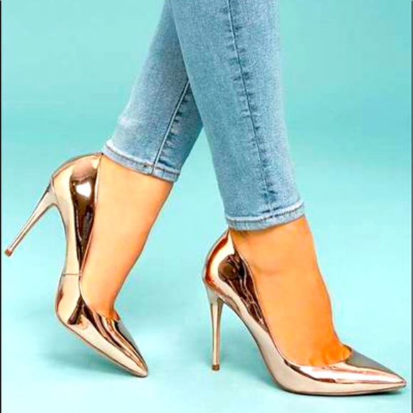 Steve Madden Shoes - Rose Gold Steve Madden Pumps